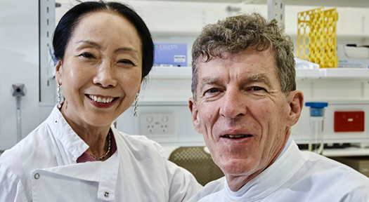 Image of Ian Frazer and Dr Xiao Yi Sun