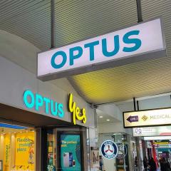 An image of the front of an Optus store.