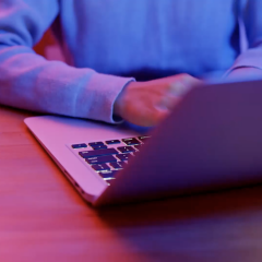 Contact How to start a side hustle teaser