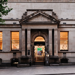 Image of the from of of the State Libary of Victoria building