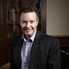 Headshot of Paul Simshauser