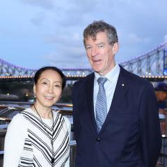 An image of UQ Professor Ian Frazer AC with Dr Xiao-Yi Sun.