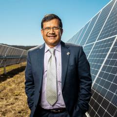 An image of Professor Tapan Saha at the UQ Warwick Solar Farm.